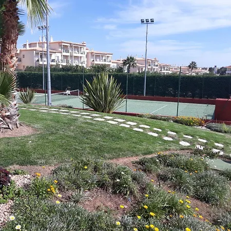 Lejlighed Remarkable 1-bed In Olhos De Agua