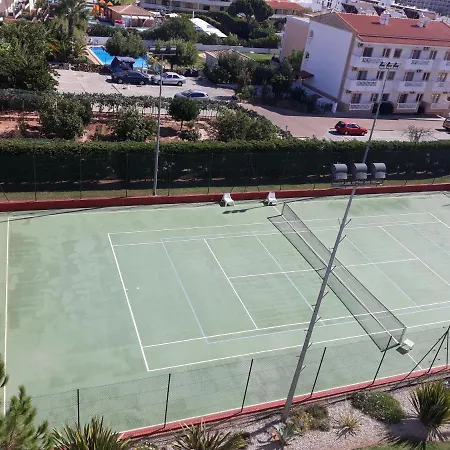 Remarkable 1-bed In Olhos De Agua Lejlighed