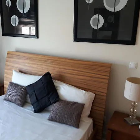 Remarkable 1-bed In Olhos De Agua * Olhos de Agua (Albufeira)