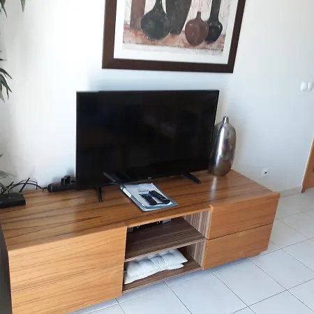 Remarkable 1-bed In Olhos De Agua * オーリョス・デ・アーグァ